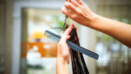 tagliarsi i capelli da soli