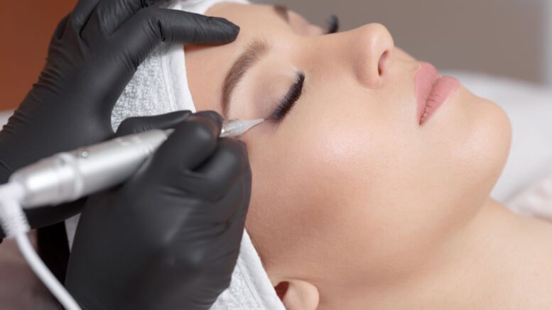 corsi di makeup permanente di viktoria logoida